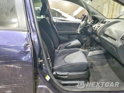 Zdjęcie 7 z 13 samochodu: 2008 HONDA FIT SPORT VIN:JHMGD376X8S023878 - miniatura