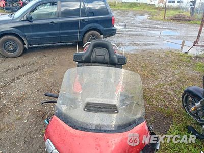 Piąte zdjęcie samochodu w środku: 2010 HONDA GL1800 VIN:1HFSC47G6AA901272 - miniatura