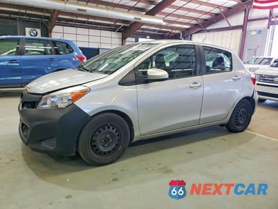 2013 TOYOTA YARIS 5-DOOR LE JTDKTUD3XDD543043 - główne zdjęcie licytacji z USA - miniatura