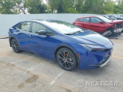 Czwarte zdjęcie samochodu z boku: 2024 TOYOTA PRIUS XLE VIN:JTDADABU0R3024101 - miniatura
