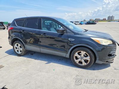 Czwarte zdjęcie samochodu z boku: 2014 FORD ESCAPE SE VIN:1FMCU0GX8EUA58065 - miniatura