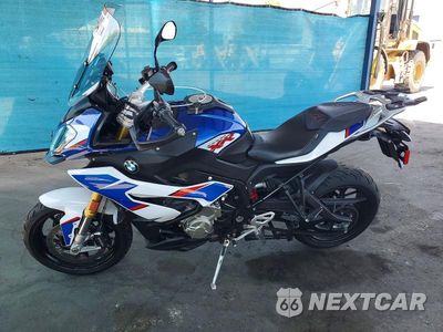 Trzecie zdjęcie samochodu z tyłu: 2018 BMW S 1000 XR VIN:WB10D1301JZ463376 - miniatura
