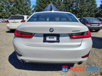 Zdjęcie 6 z 12 samochodu: 2021 BMW 330I VIN:3MW5R1J04M8B70273 - miniatura