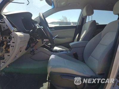 Zdjęcie 7 z 13 samochodu: 2017 HYUNDAI TUCSON SE VIN:KM8J23A49HU462655 - miniatura