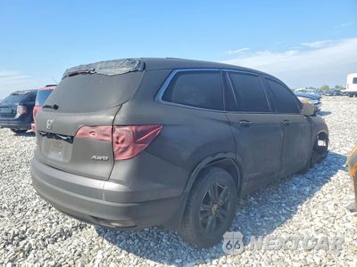 Trzecie zdjęcie samochodu z tyłu: 2018 HONDA PILOT LX VIN:5FNYF6H18JB024924 - miniatura