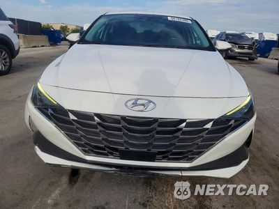 Piąte zdjęcie samochodu w środku: 2021 HYUNDAI ELANTRA SEL VIN:5NPLN4AG2MH033947 - miniatura