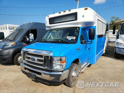 2017 FORD E450 SHUTTLE BUS 1FDFE4FS1HDC06603 - główne zdjęcie licytacji z USA - miniatura