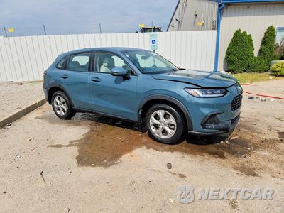 Czwarte zdjęcie samochodu z boku: 2025 HONDA HR-V LX VIN:3CZRZ2H35SM764248 - miniatura