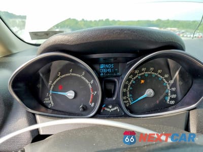 Zdjęcie 9 z 12 samochodu: 2014 FORD FIESTA SE VIN:3FADP4BJ9EM176484 - miniatura