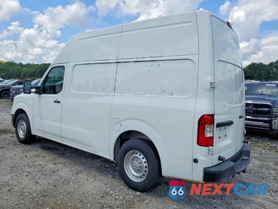 Drugie zdjęcie samochodu z przodu: 2015 NISSAN NV 3500 HD S VIN:1N6AF0LX2FN803591 - miniatura