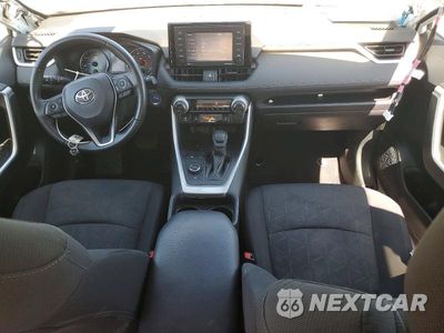 Zdjęcie 8 z 14 samochodu: 2021 TOYOTA RAV4 HYBRID XLE VIN:4T3R6RFV3MU027076 - miniatura