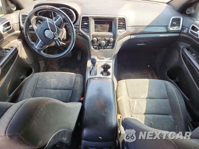 Zdjęcie 8 z 14 samochodu: 2018 JEEP GRAND CHEROKEE LAREDO VIN:1C4RJFAG0JC325735 - miniatura