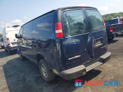 Drugie zdjęcie samochodu z przodu: 2005 CHEVROLET EXPRESS 2500 DELIVERY VAN VIN:1GCGG25V451163469 - miniatura