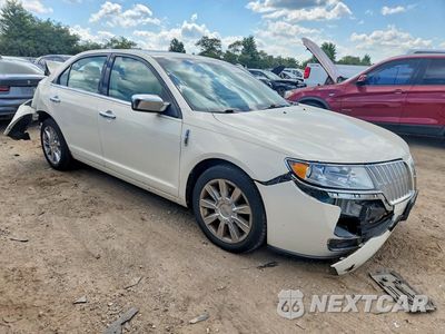 Czwarte zdjęcie samochodu z boku: 2012 LINCOLN MKZ VIN:3LNHL2GC0CR827955 - miniatura