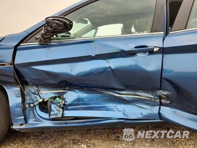 Zdjęcie 7 z 12 samochodu: 2021 VOLKSWAGEN JETTA SEL PREMIUM VIN:3VWG57BU1MM000601 - miniatura