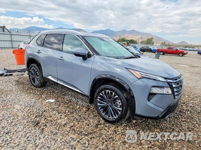 Czwarte zdjęcie samochodu z boku: 2025 NISSAN ROGUE PLATINUM VIN:JN8BT3DD2SW473756 - miniatura