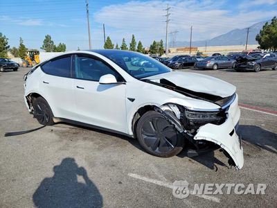 Czwarte zdjęcie samochodu z boku: 2026 TESLA MODEL Y VIN:7SAYGDED7TF617244 - miniatura
