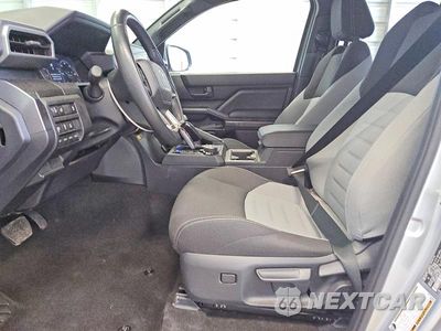 Zdjęcie 7 z 12 samochodu: 2025 TOYOTA 4RUNNER TRD OFF-ROAD HV VIN:JTEVB5BR1S5002348 - miniatura