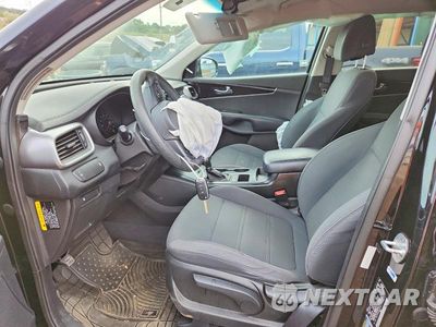 Zdjęcie 7 z 12 samochodu: 2017 KIA SORENTO L VIN:5XYPG4A3XHG236137 - miniatura