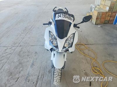 Drugie zdjęcie samochodu z przodu: 2006 HONDA VFR800 VIN:JH2RC46166M800901 - miniatura