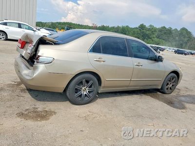 Trzecie zdjęcie samochodu z tyłu: 2004 HONDA ACCORD LX VIN:3HGCM56384G707527 - miniatura