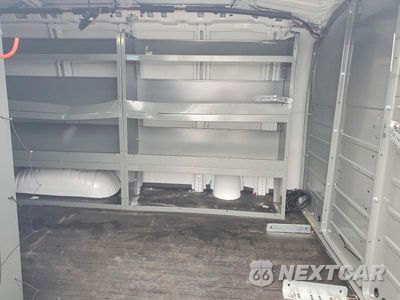 Zdjęcie 11 z 14 samochodu: 2024 GMC SAVANA G2500 VIN:1GTW7AF75R1290761 - miniatura