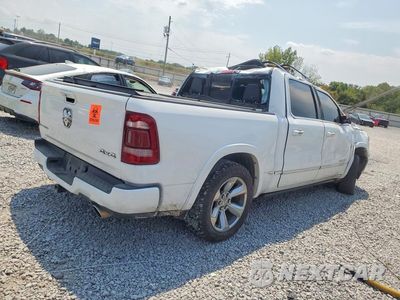 Trzecie zdjęcie samochodu z tyłu: 2020 RAM 1500 LIMITED VIN:1C6SRFHM5LN269859 - miniatura