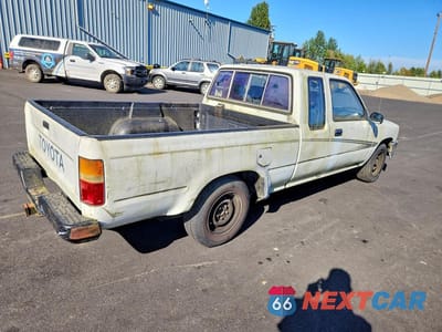 Trzecie zdjęcie samochodu z tyłu: 1992 TOYOTA PICKUP DELUXE VIN:JT4RN93P6N5054791 - miniatura