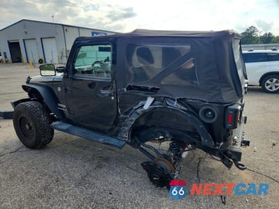 Drugie zdjęcie samochodu z przodu: 2012 JEEP WRANGLER SPORT VIN:1C4AJWAG1CL110736 - miniatura