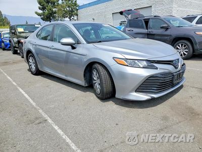 Czwarte zdjęcie samochodu z boku: 2019 TOYOTA CAMRY LE VIN:4T1B31HK9KU512360 - miniatura