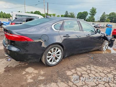 Trzecie zdjęcie samochodu z tyłu: 2018 JAGUAR XF VIN:SAJBJ4FX0JCY54635 - miniatura