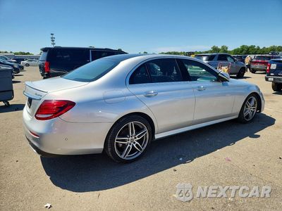 Trzecie zdjęcie samochodu z tyłu: 2019 MERCEDES-BENZ E 300 4MATIC VIN:WDDZF4KB2KA558804 - miniatura