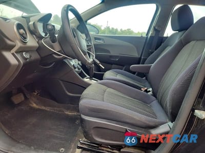 Zdjęcie 7 z 12 samochodu: 2012 CHEVROLET SONIC LT VIN:1G1JC6SH5C4205627 - miniatura