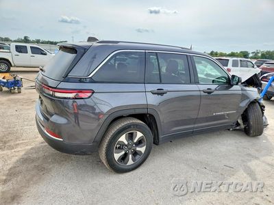 Trzecie zdjęcie samochodu z tyłu: 2022 JEEP GRAND CHEROKEE LIMITED 4XE VIN:1C4RJYB69N8757931 - miniatura