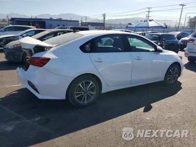 Trzecie zdjęcie samochodu z tyłu: 2023 KIA FORTE LXS VIN:3KPF24ADXPE608560 - miniatura