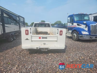 Zdjęcie 6 z 13 samochodu: 2024 CHEVROLET SILVERADO K3500 VIN:1GB4YSE74RF336762 - miniatura