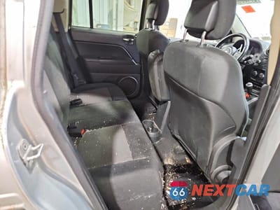 Zdjęcie 11 z 13 samochodu: 2011 JEEP COMPASS SPORT VIN:1J4NF1FB5BD251573 - miniatura