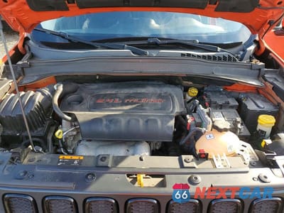 Zdjęcie 11 z 12 samochodu: 2017 JEEP RENEGADE LATITUDE VIN:ZACCJBBB4HPE59705 - miniatura
