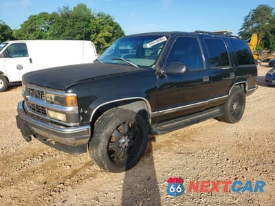 1996 CHEVROLET TAHOE K1500 1GNEK13R1TJ324046 - główne zdjęcie licytacji z USA - miniatura