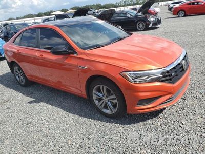 Czwarte zdjęcie samochodu z boku: 2019 VOLKSWAGEN JETTA S VIN:3VWC57BU2KM118202 - miniatura