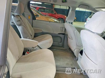 Zdjęcie 11 z 13 samochodu: 2014 TOYOTA SIENNA LE VIN:5TDKK3DC8ES421784 - miniatura