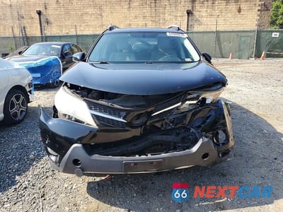 Piąte zdjęcie samochodu w środku: 2015 TOYOTA RAV4 XLE VIN:2T3RFREV1FW265402 - miniatura