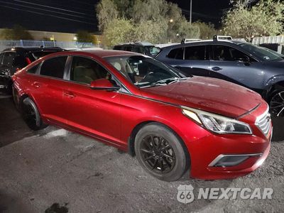 Czwarte zdjęcie samochodu z boku: 2016 HYUNDAI SONATA SE VIN:5NPE24AF8GH308203 - miniatura