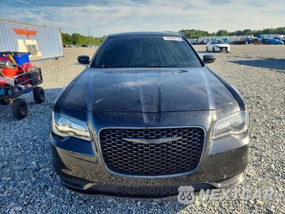 Piąte zdjęcie samochodu w środku: 2020 CHRYSLER 300 TOURING VIN:2C3CCAAG9LH175440 - miniatura