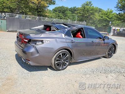 Trzecie zdjęcie samochodu z tyłu: 2018 TOYOTA CAMRY XSE V6 VIN:4T1BZ1HK1JU015008 - miniatura