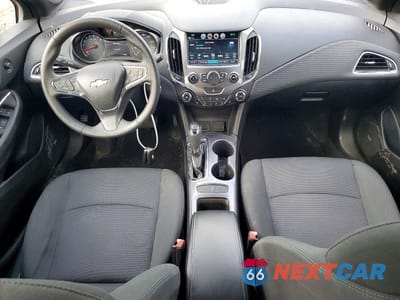 Zdjęcie 8 z 12 samochodu: 2018 CHEVROLET CRUZE LT VIN:3G1BE6SM6JS613174 - miniatura