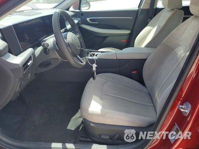 Zdjęcie 7 z 13 samochodu: 2025 HYUNDAI SONATA SEL VIN:KMHL64JA3SA451765 - miniatura