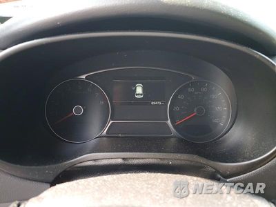 Zdjęcie 9 z 14 samochodu: 2018 KIA SOUL ! VIN:KNDJX3AA5J7521040 - miniatura