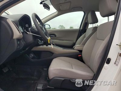 Zdjęcie 7 z 14 samochodu: 2017 HONDA HR-V LX VIN:3CZRU6H32HM702529 - miniatura