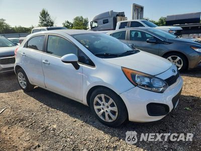 Czwarte zdjęcie samochodu z boku: 2014 KIA RIO LX VIN:KNADM5A35E6420043 - miniatura